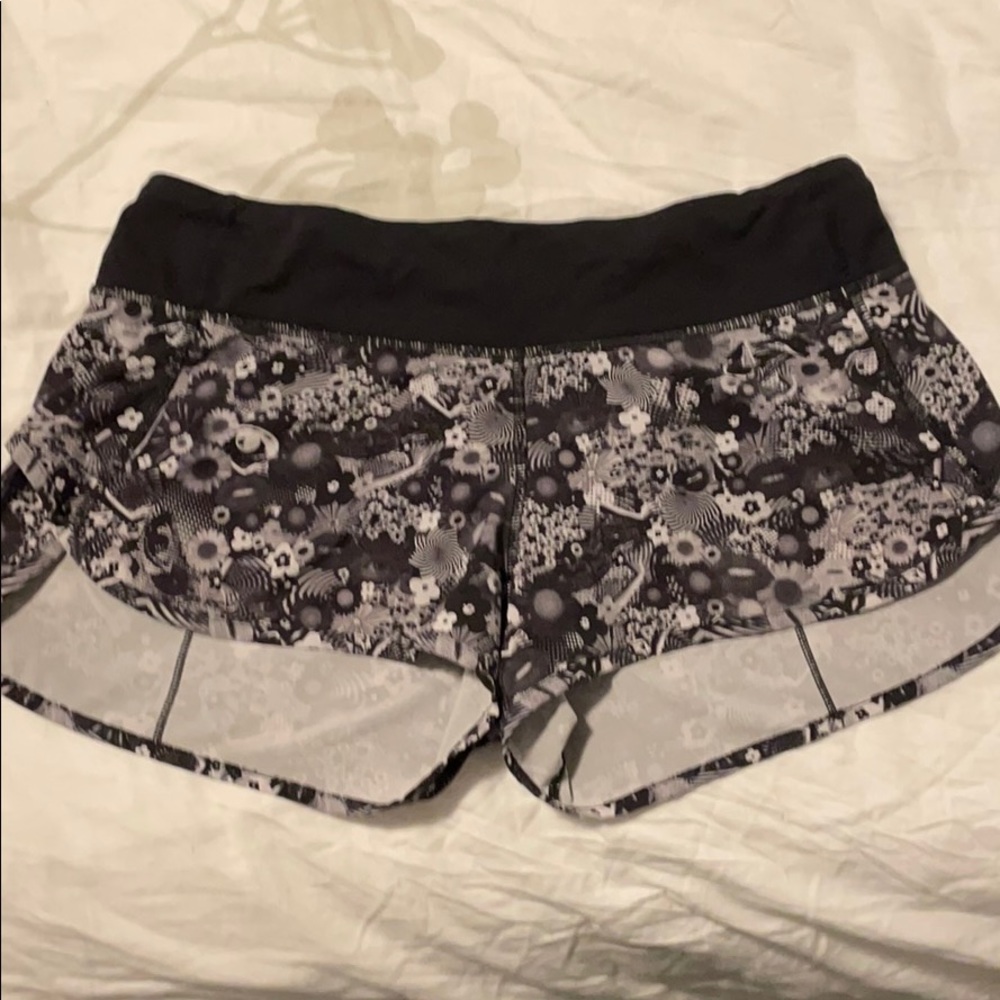 lululemon athletica Black & Gray Floral Print Athletic Shorts